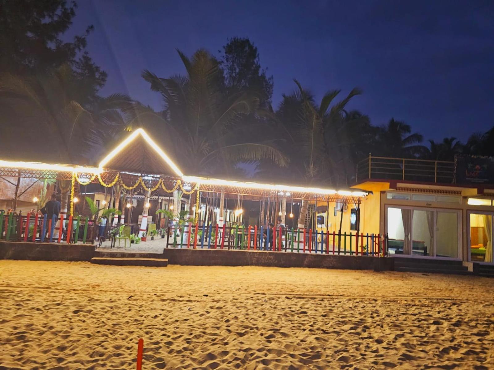 Livin Waves Beach Stay And Cafe Gokarna (Karnataka) Exterior foto